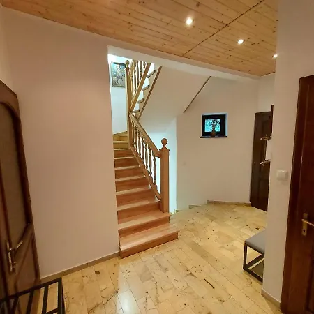 Gwiezdna 5 Σπίτι διακοπών